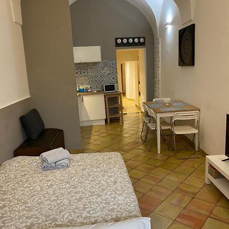 Апартаменты Evviva La Sicilia Катания Экстерьер фото